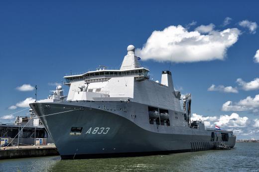 Side view Karel Doorman - Alewijnse