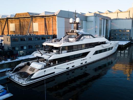 Amels Damen Yachting Amels 60 SATEMI