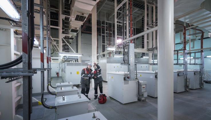 Alewijnse leads the market by designing customized systems for advanced process automation that can be operated more efficiently and productively.
